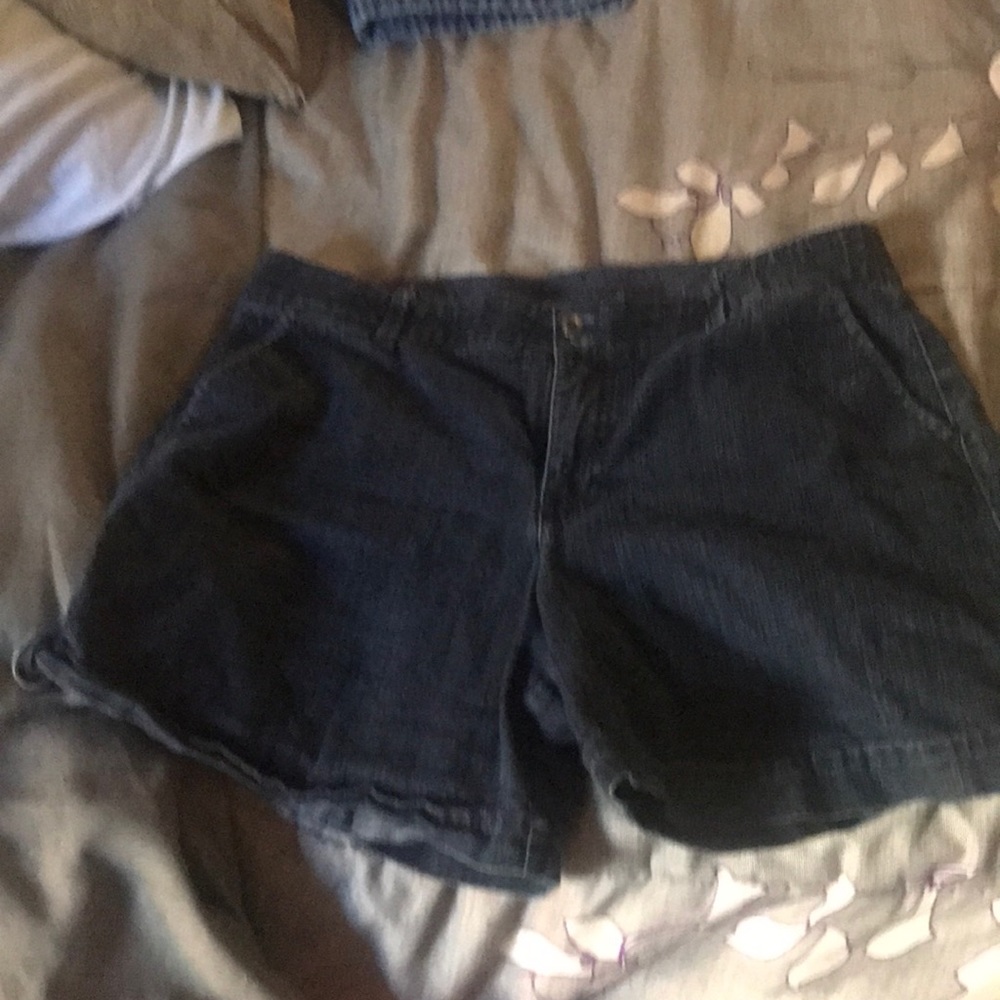 Women’s shorts